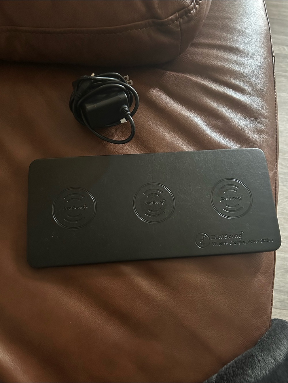3-Device Wireless Charging Pad in Black